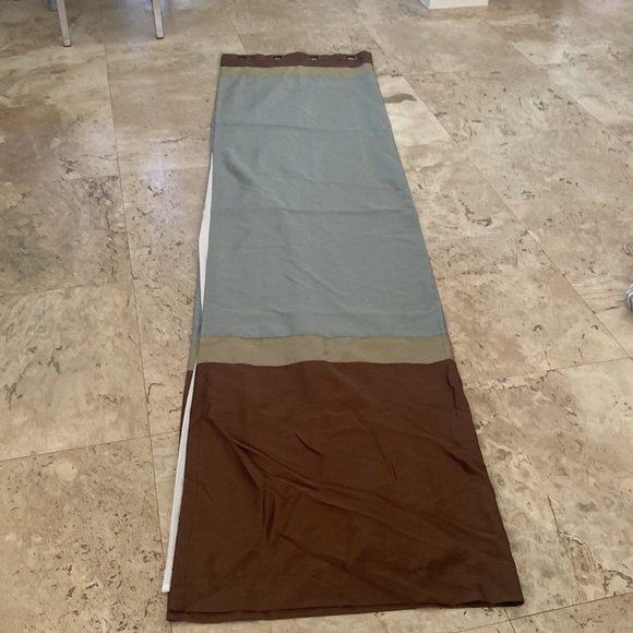 2 panel curtains - Picture 2 of 4